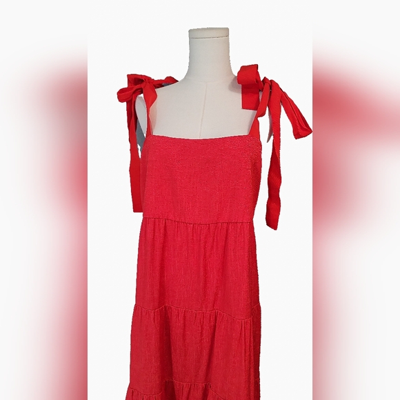 ALICE& + OLIVIA Cynthia Tie Shoulder Midi Dress - Picture 5 of 12